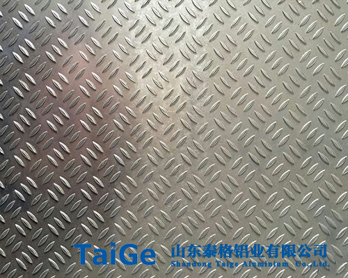 花纹铝板厂家